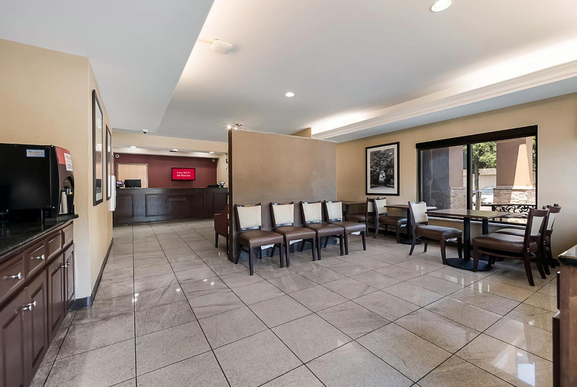 Red Roof Inn Newport News - Γιόρκταουν Εξωτερικό φωτογραφία