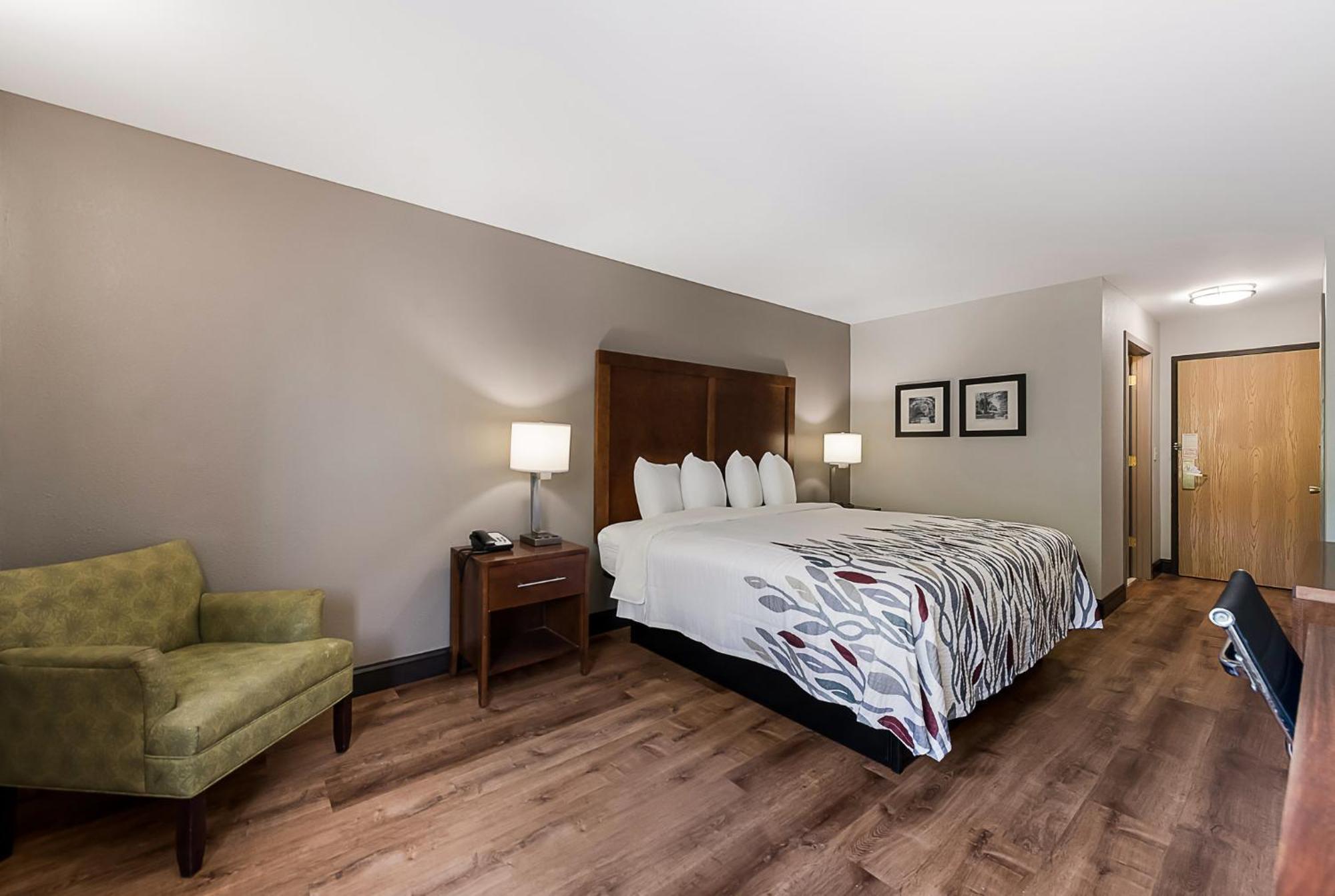 Red Roof Inn Newport News - Γιόρκταουν Εξωτερικό φωτογραφία