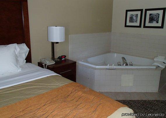 Red Roof Inn Newport News - Γιόρκταουν Εξωτερικό φωτογραφία