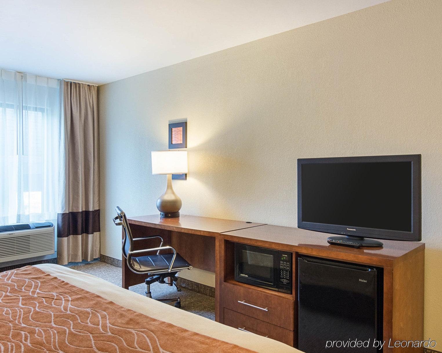 Red Roof Inn Newport News - Γιόρκταουν Εξωτερικό φωτογραφία