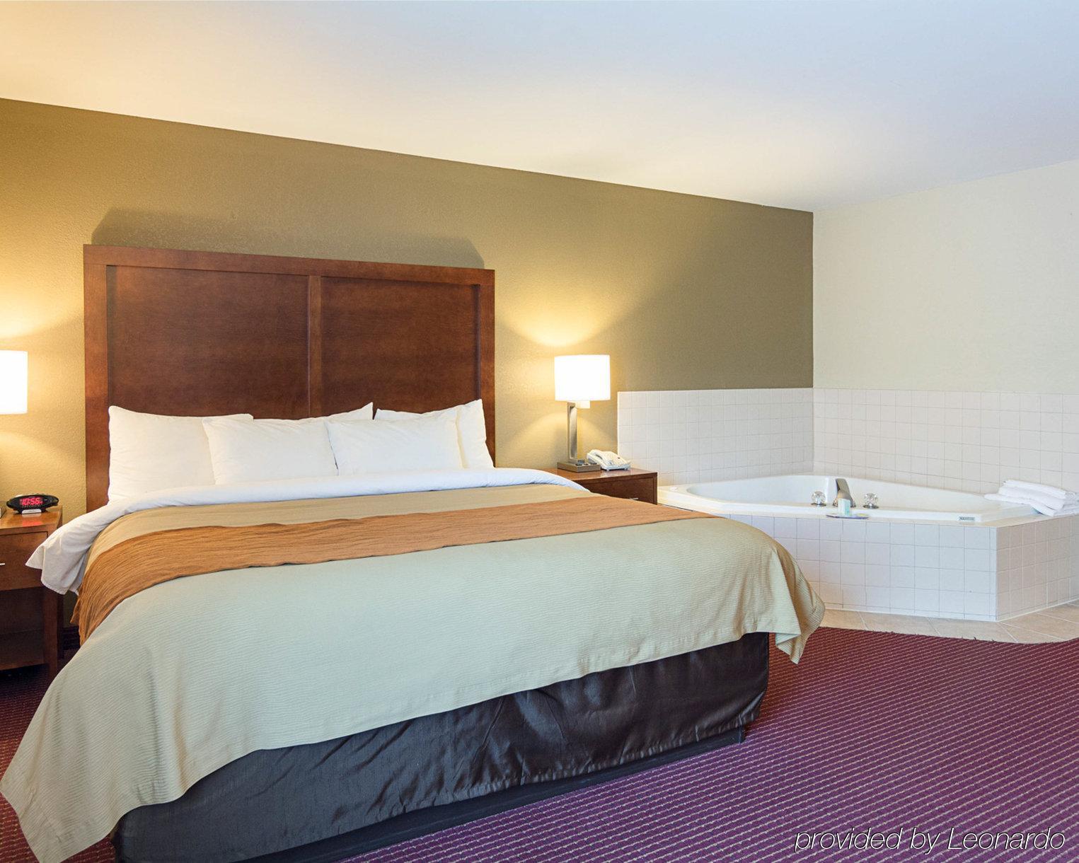 Red Roof Inn Newport News - Γιόρκταουν Εξωτερικό φωτογραφία